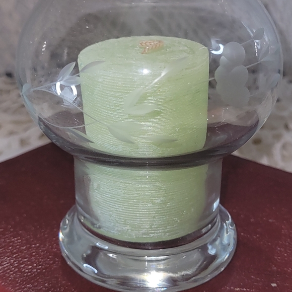 Princess House Votive Tea lite Holder, 4" H, Candle Inc. Choise of 2 colors - Picture 3 of 8